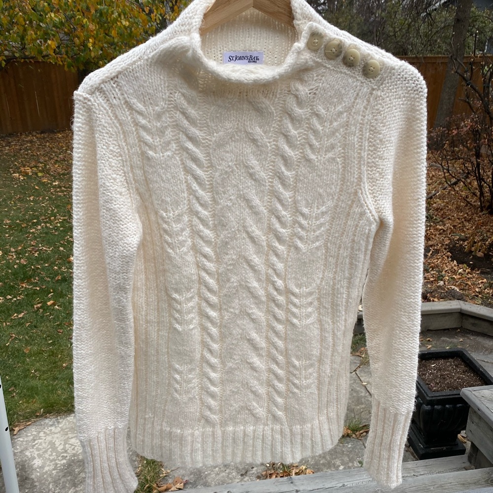 Knit Pullover - Picture 5 of 5